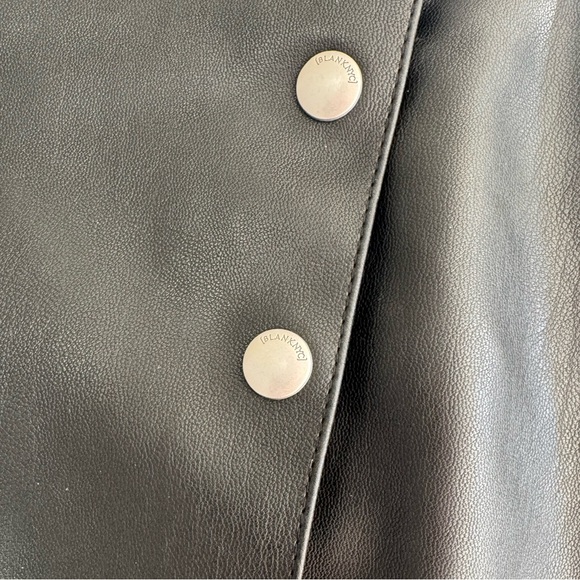 Blank NYC Leather Mini Skirt - Super Stylish! - Picture 5 of 6